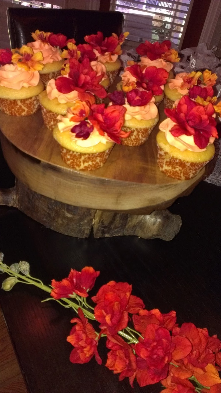 Fall Bridal Shower Cupcakes Fall Bridal Shower Cupcakes