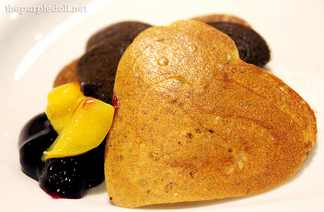 6 Photos of Heart Shaped Pancakes With Mango 6 Photos of Heart Shaped Pancakes With Mango