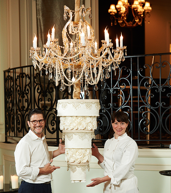 12 Beautiful Wedding Cakes Chandelier Photo Most Wedding Cake Chandelier