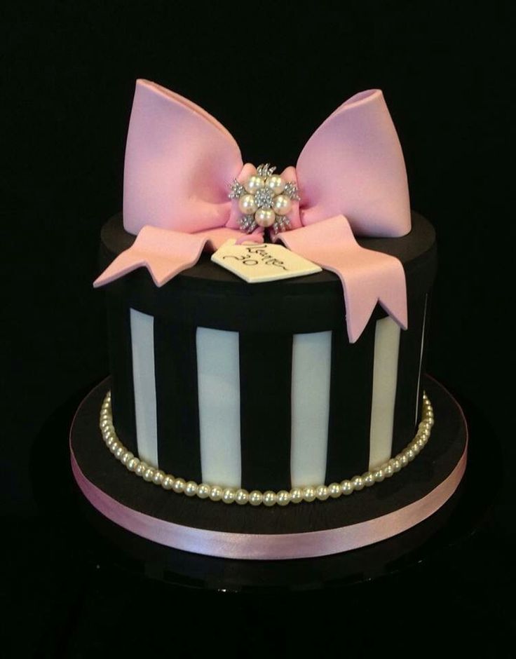 12 Photos of Yilda Elegant Birthday Cakes For Women 12 Photos of Yilda Elegant Birthday Cakes For Women