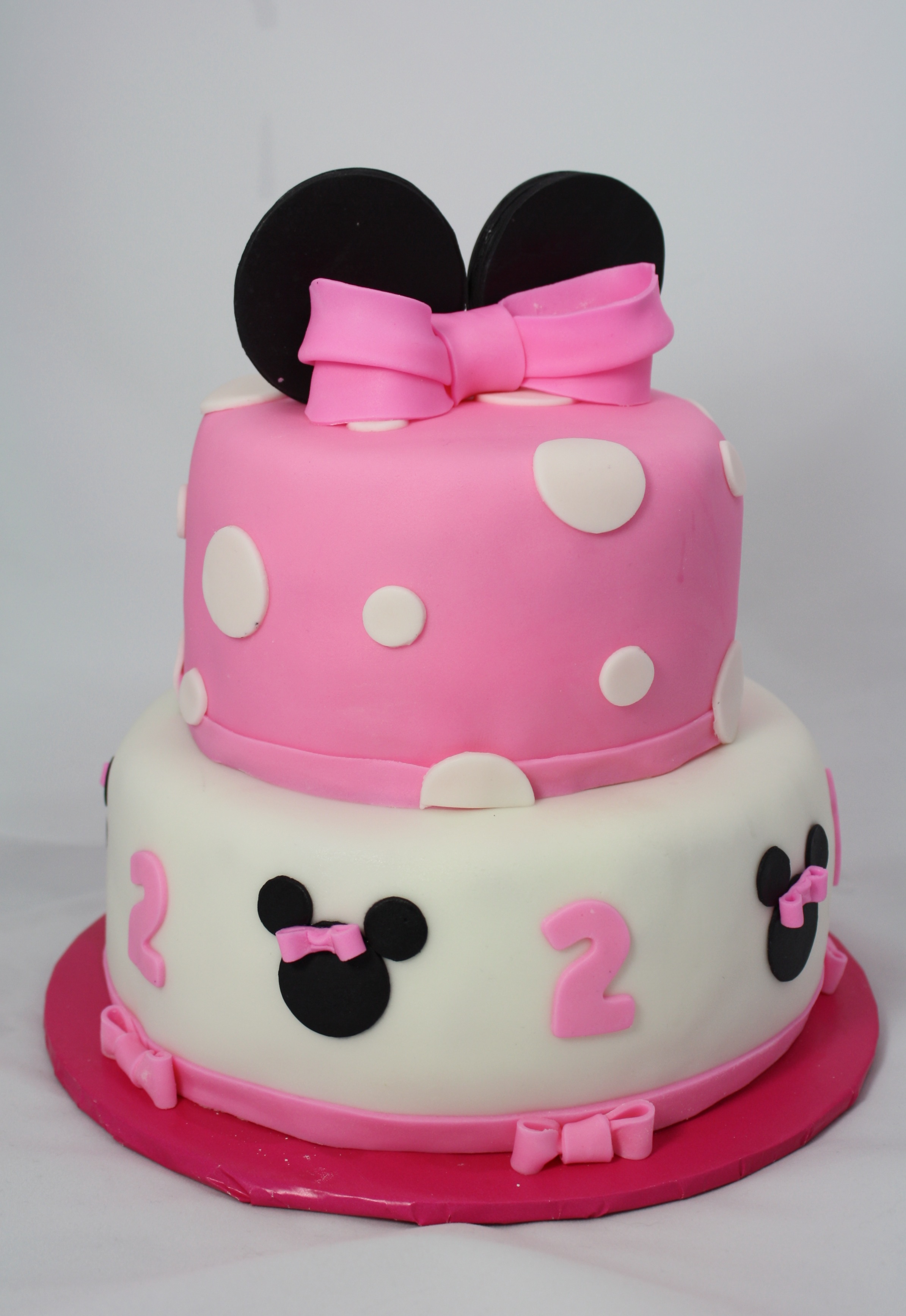 Minnie Mouse Fondant Birthday Cake Minnie Mouse Fondant Birthday Cake