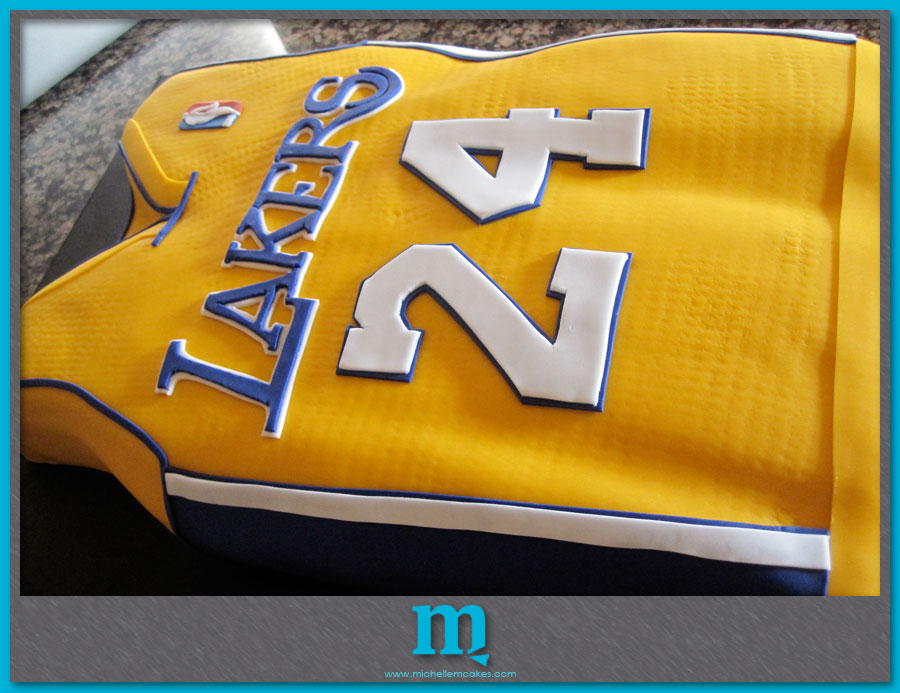 lakers jersey cake