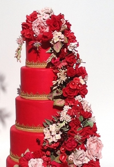 Extravagant Wedding Cake Flower