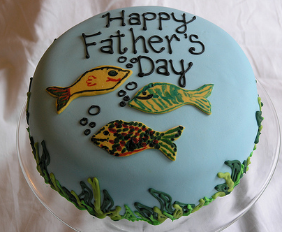 12 Photos of Unique Father's Day Fish Cakes