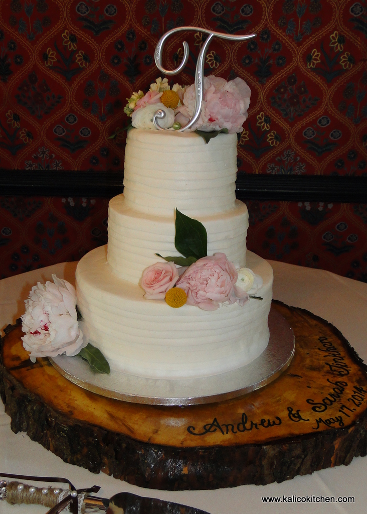 10 3 Tier Round Buttercream Wedding Cakes Photo 3 Tier Wedding