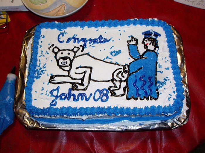 Funny College Graduation Cakes