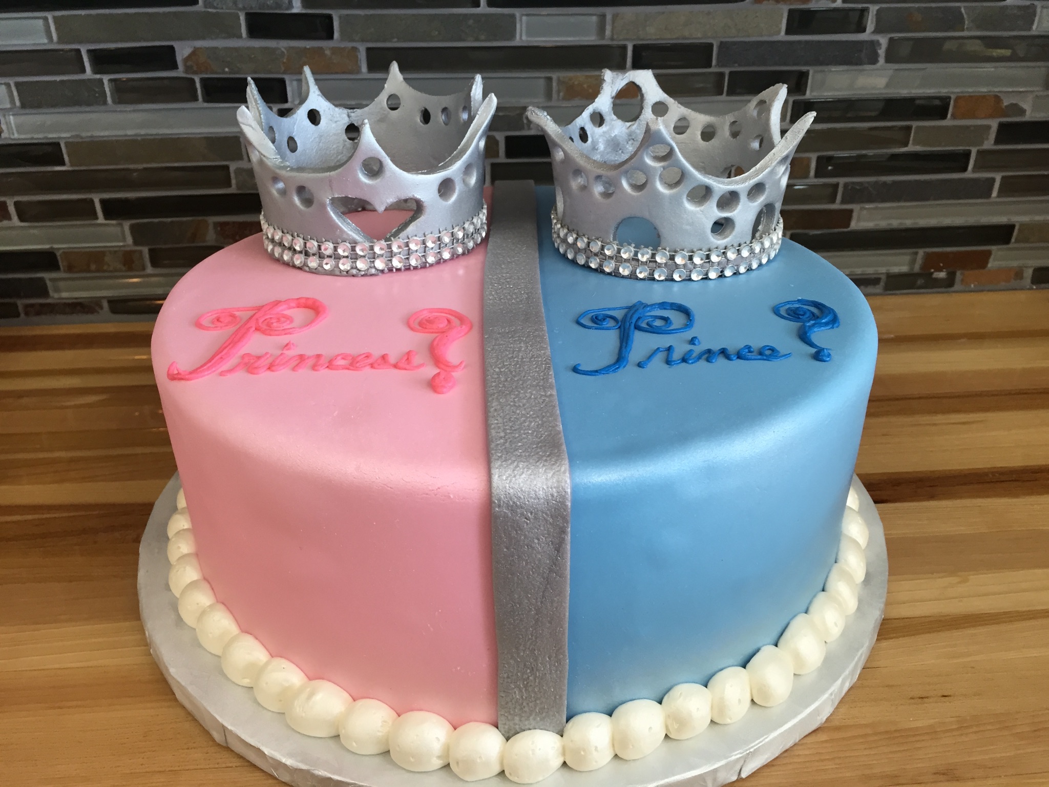 Prince or Princess Gender Reveal Cake Prince or Princess Gender Reveal Cake