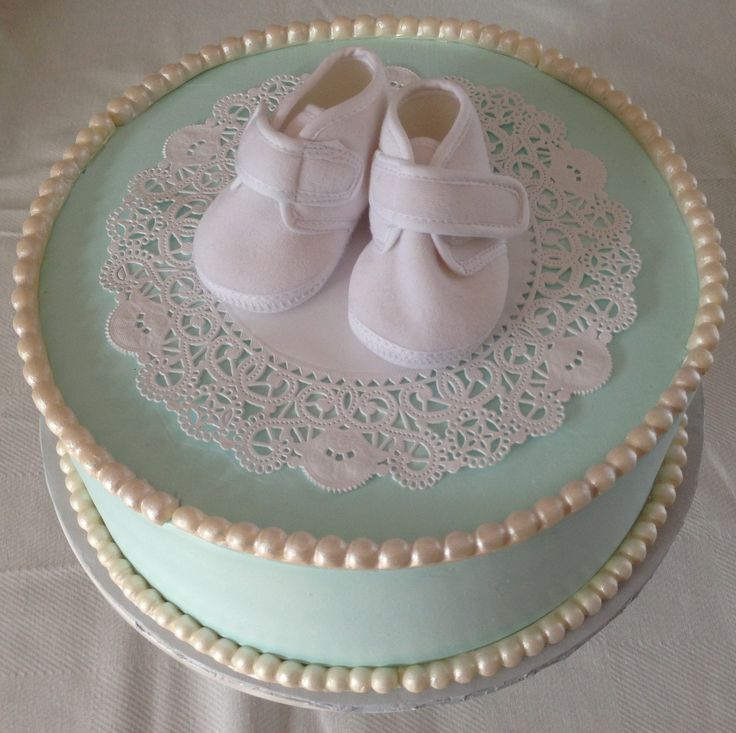 Simple yet Elegant Baby Shower Cake
