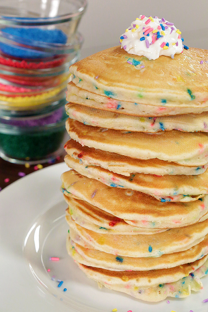 Funfetti Cake Batter Pancakes Funfetti Cake Batter Pancakes