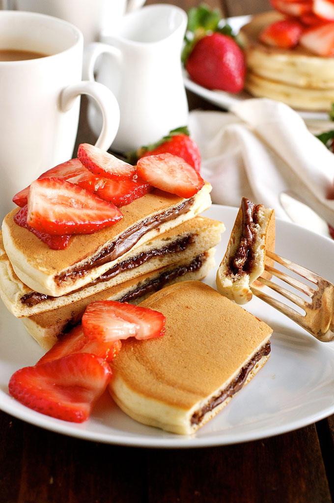Nutella Stuffed Pancakes Nutella Stuffed Pancakes
