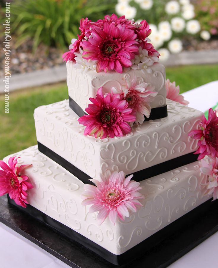 9 square wedding cakes