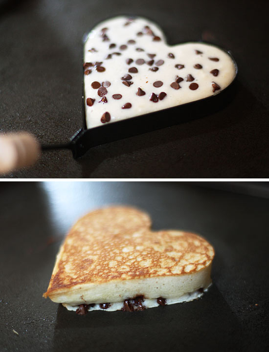 Banana Chocolate Chip Pancakes Banana Chocolate Chip Pancakes