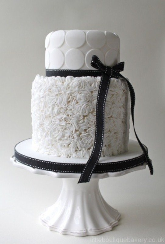Black & White Wedding Cake Black & White Wedding Cake