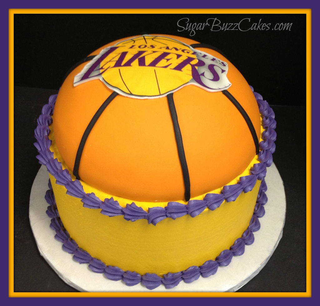 11 La Lakers Themed Cakes Photo Lakers Basketball Cake.