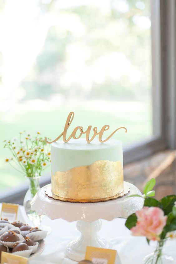 Mint and Gold Wedding Cake Mint and Gold Wedding Cake