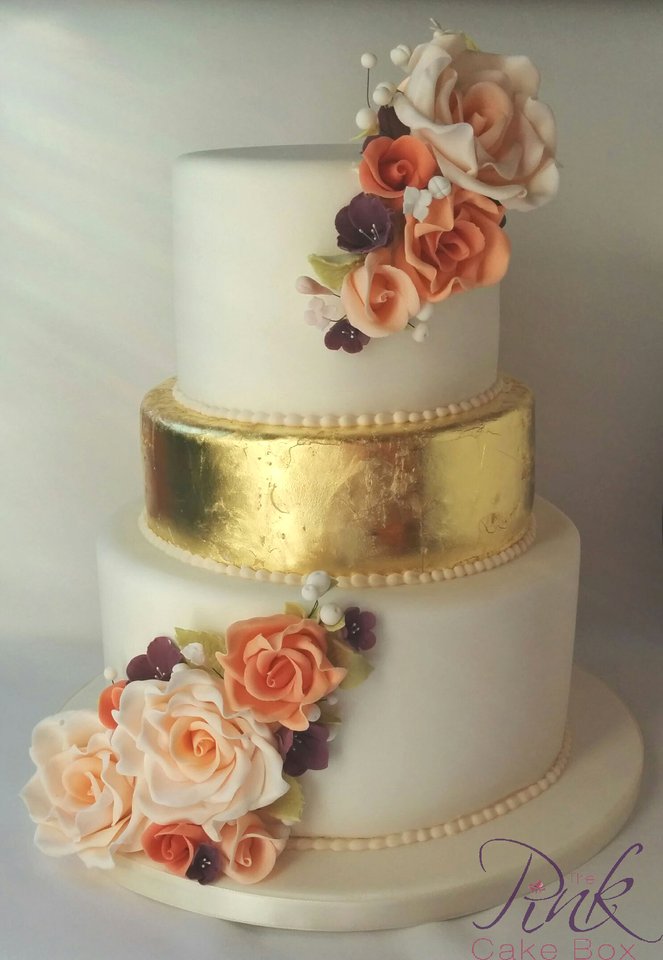 Wedding Cake with Gold Leaves Wedding Cake with Gold Leaves