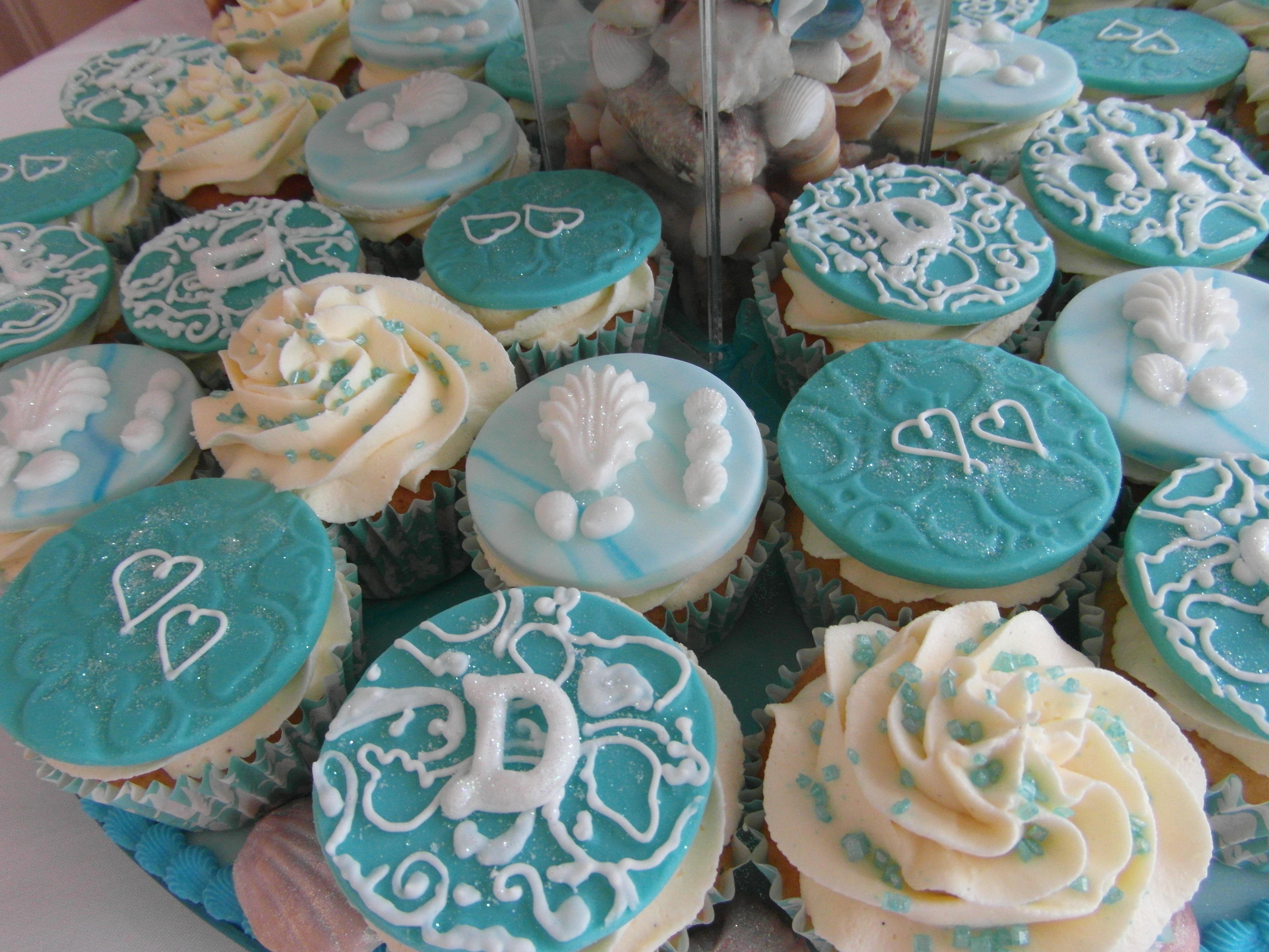 9 Elegant Beach Cupcakes Photo Beach Theme Wedding Cake With