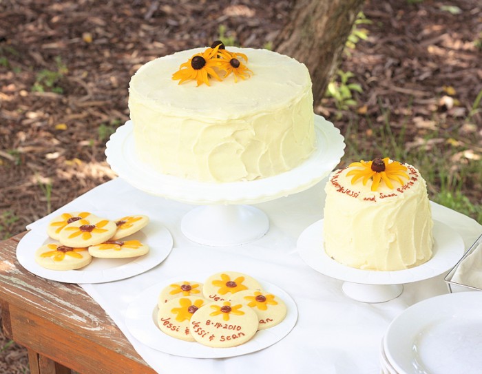 8 wedding cakes in