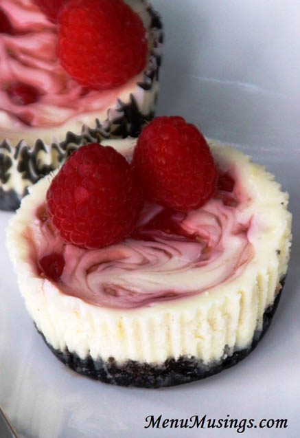 8 Photos of Raspberry Swirl Cheesecake Cupcakes With Oreo Crust 8 Photos of Raspberry Swirl Cheesecake Cupcakes With Oreo Crust
