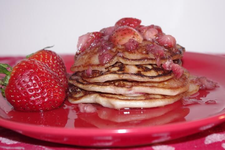 Strawberry Pancakes with Syrup Strawberry Pancakes with Syrup