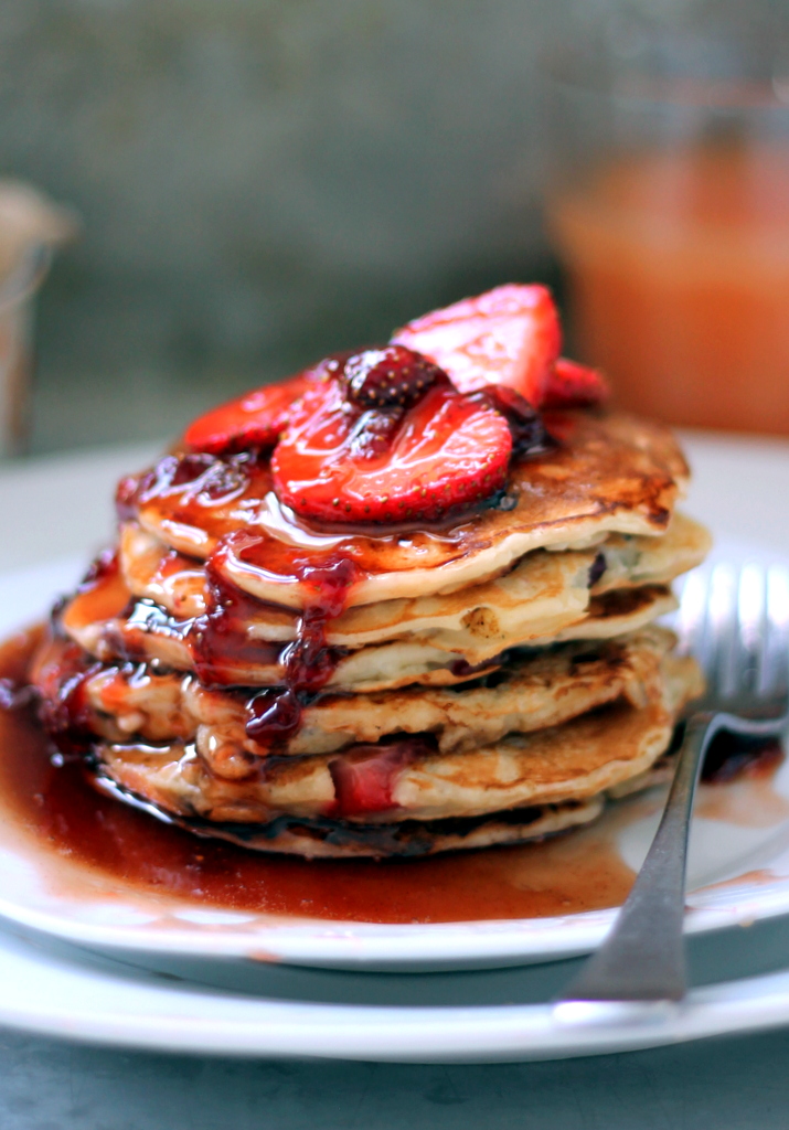 Strawberry Pancakes with Syrup Strawberry Pancakes with Syrup