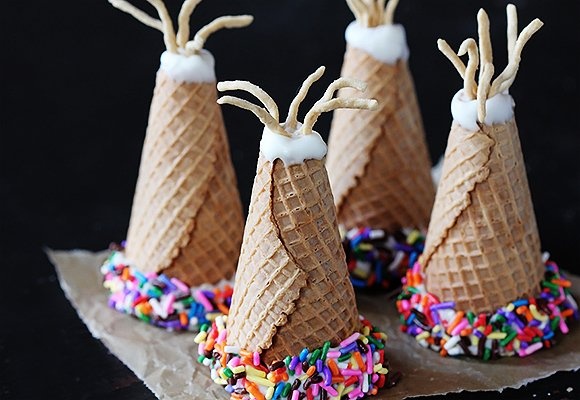 Thanksgiving Ice Cream Cone Cupcakes Thanksgiving Ice Cream Cone Cupcakes