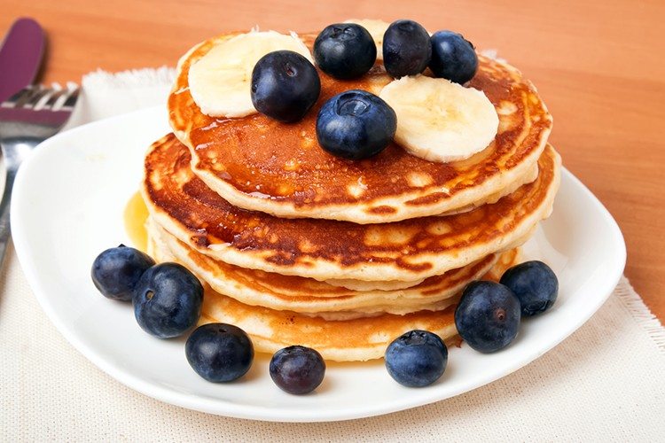 Whole Grain Blueberry Pancakes Whole Grain Blueberry Pancakes