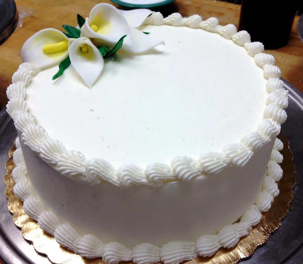 White Cake with Vanilla Frosting