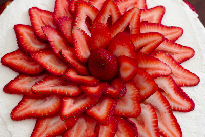 11 Decorating Cakes With Berries Photo Fruit Cake Decorations