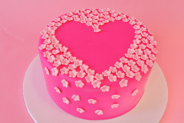 Girls Heart Birthday Cake Girls Heart Birthday Cake