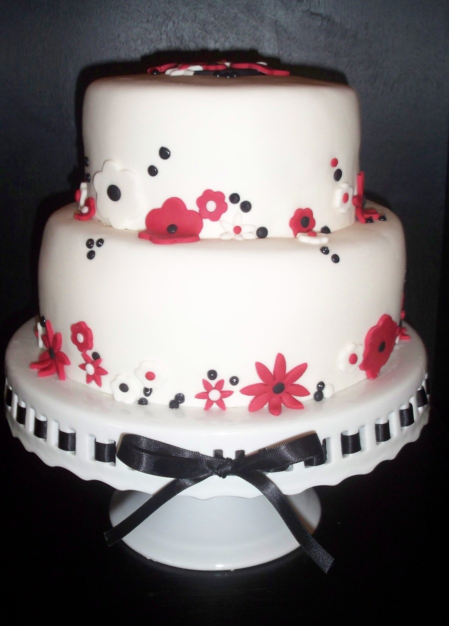 Pink Black and White Birthday Cake Pink Black and White Birthday Cake