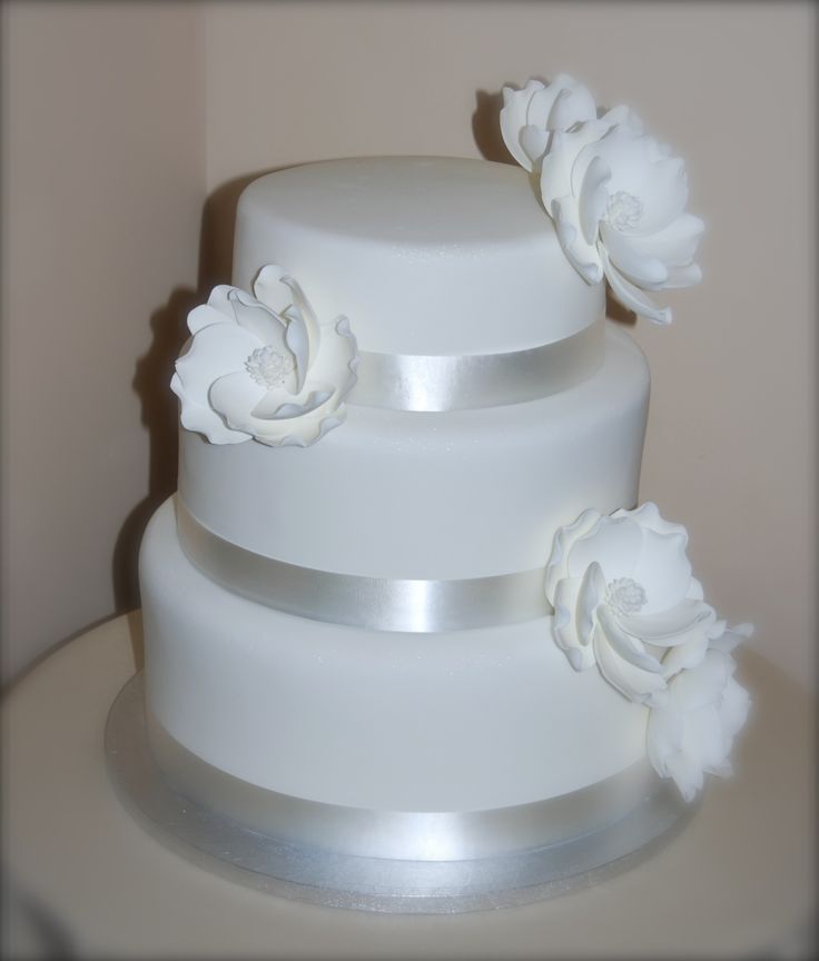 Simple Elegant Bridal Shower Cakes Simple Elegant Bridal Shower Cakes