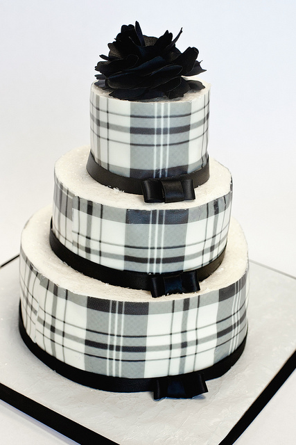 Black and White Plaid Cake Black and White Plaid Cake