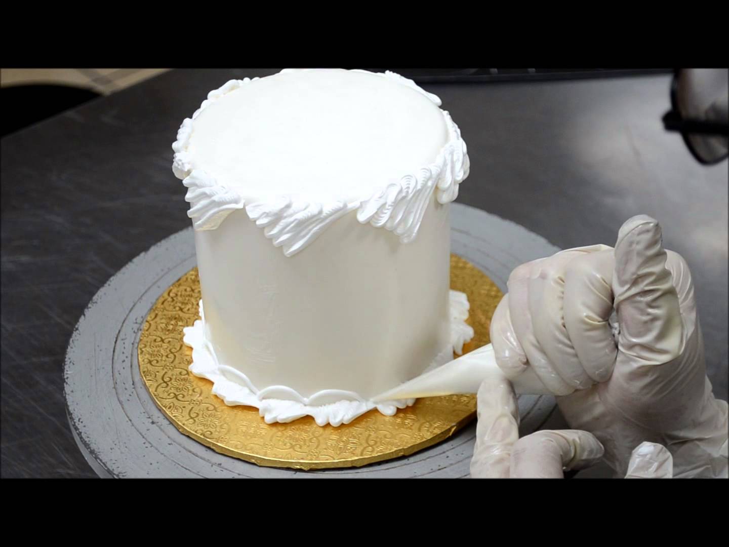 10 Cakes Decorated With Buttercream Icing Photo Cake Decorating