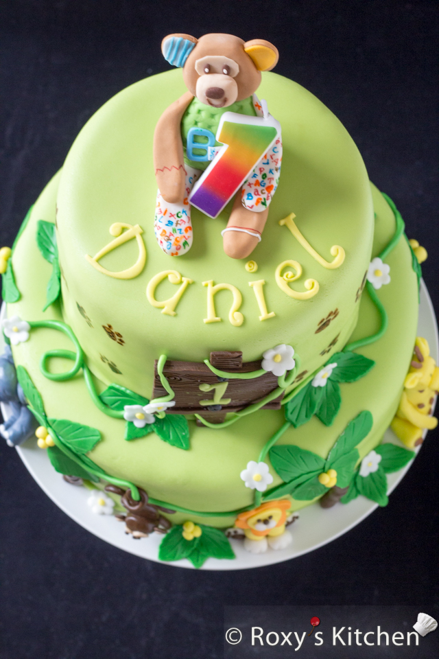 Jungle Animal Birthday Cake Jungle Animal Birthday Cake