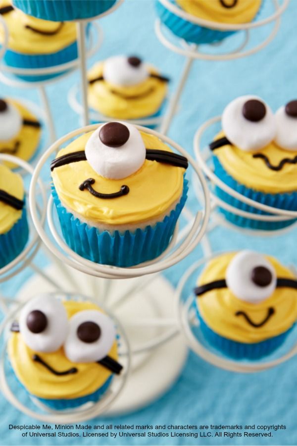 Minion Cupcakes Despicable Me Minion Cupcakes Despicable Me