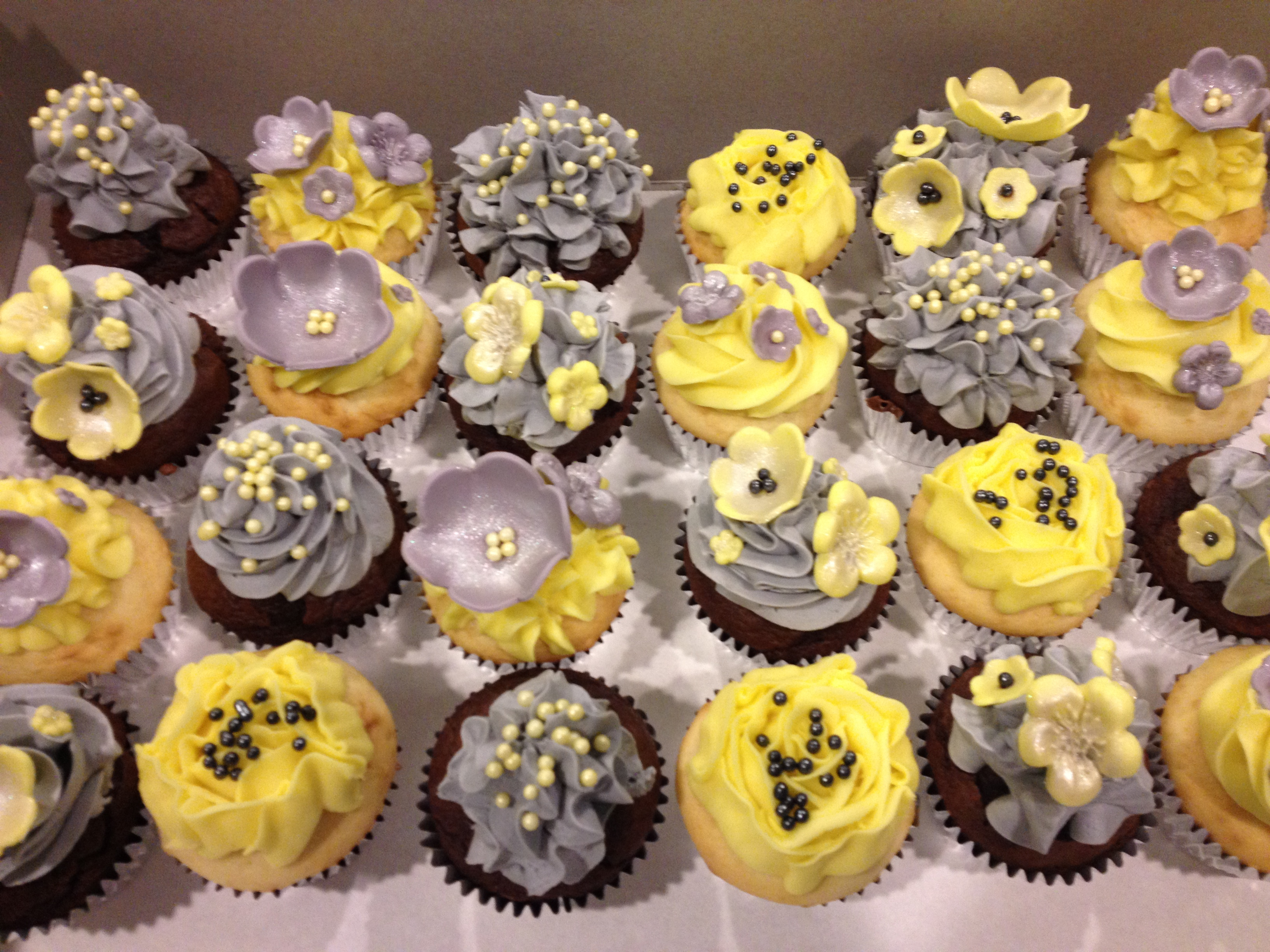 Yellow and Gray Baby Shower Cupcakes Yellow and Gray Baby Shower Cupcakes