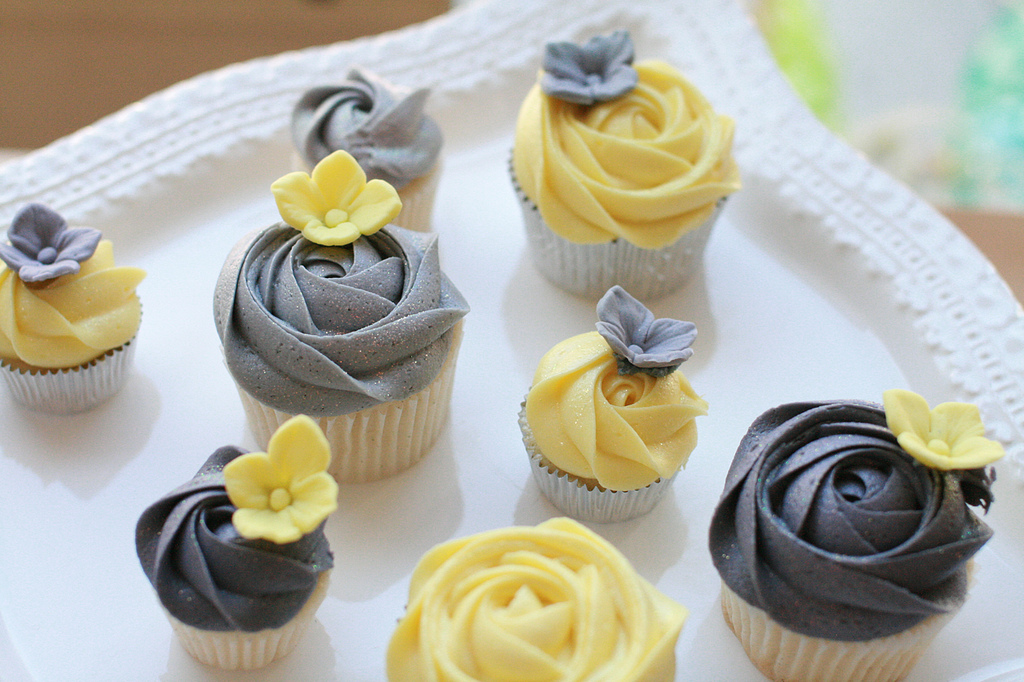 Yellow and Gray Wedding Cake Cupcakes Yellow and Gray Wedding Cake Cupcakes