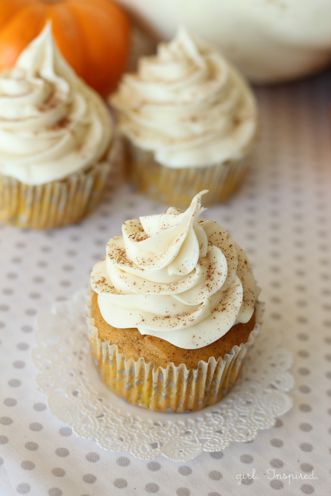 Pumpkin Pie Cupcakes with Cream Cheese Icing Pumpkin Pie Cupcakes with Cream Cheese Icing