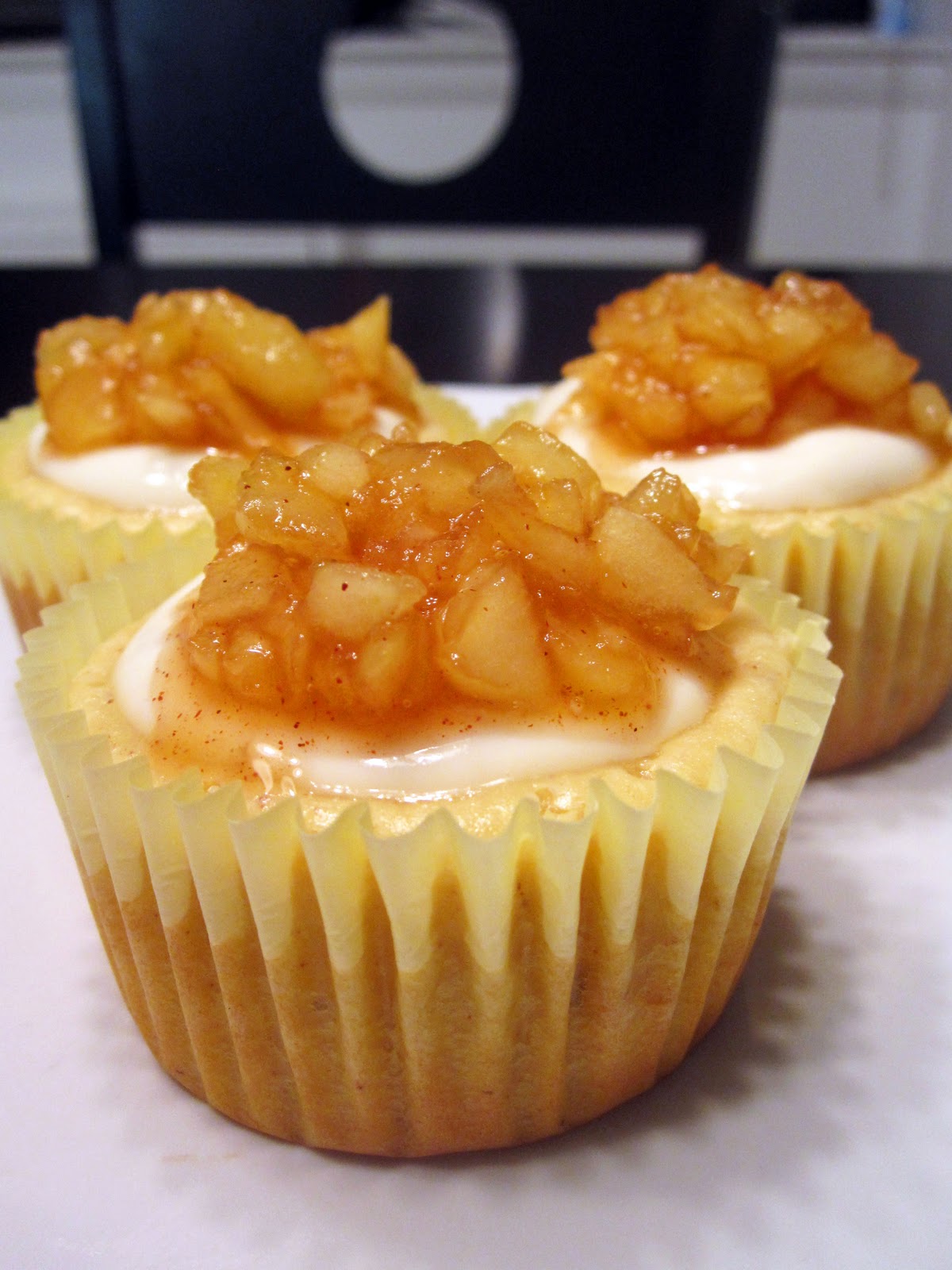 Apple Cheesecake Cupcakes Apple Cheesecake Cupcakes