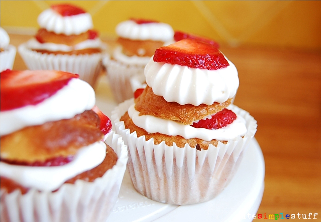Cupcake with Strawberry Cream Cheese Filling