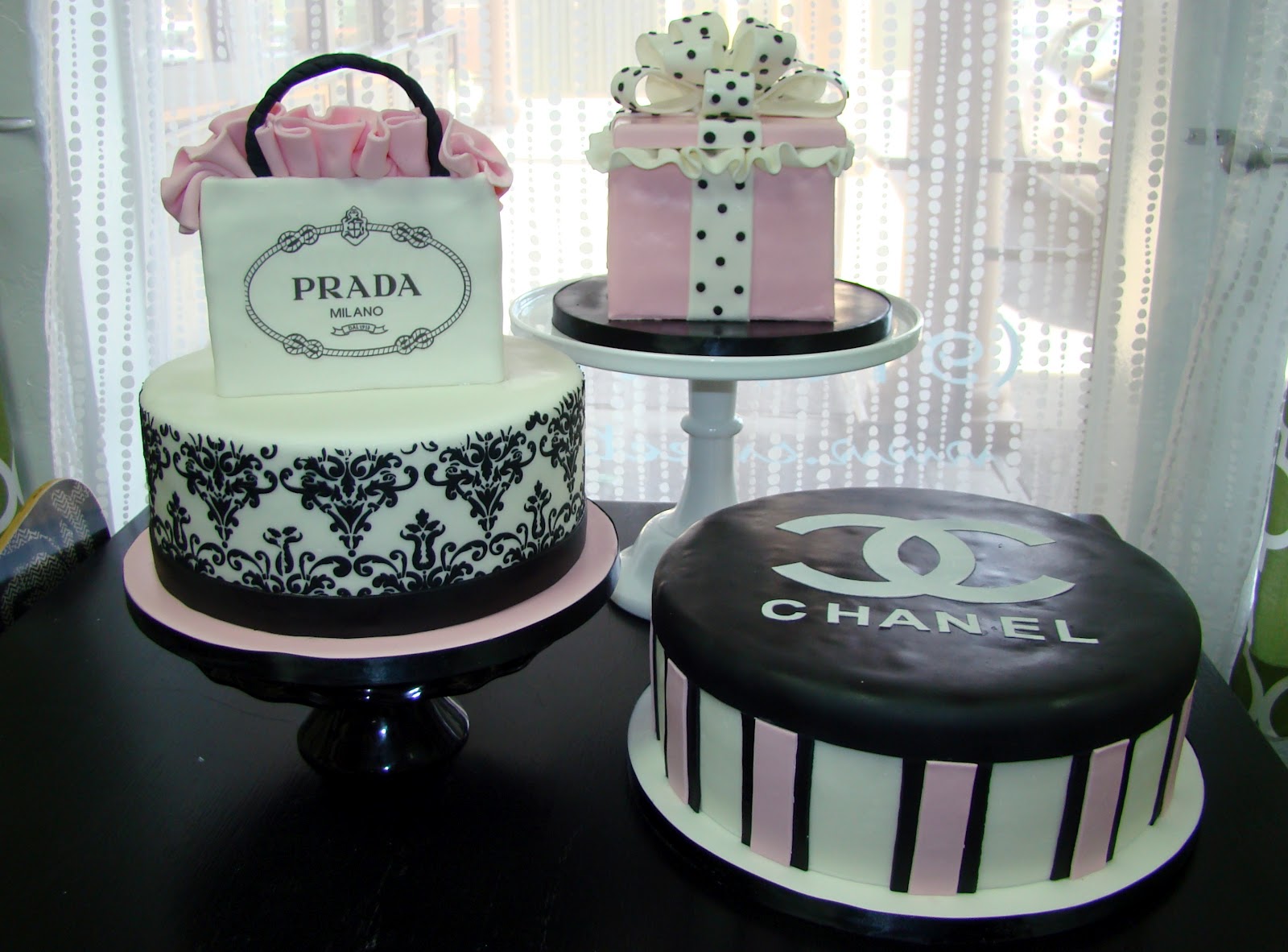 Fashionista Bridal Shower Cake