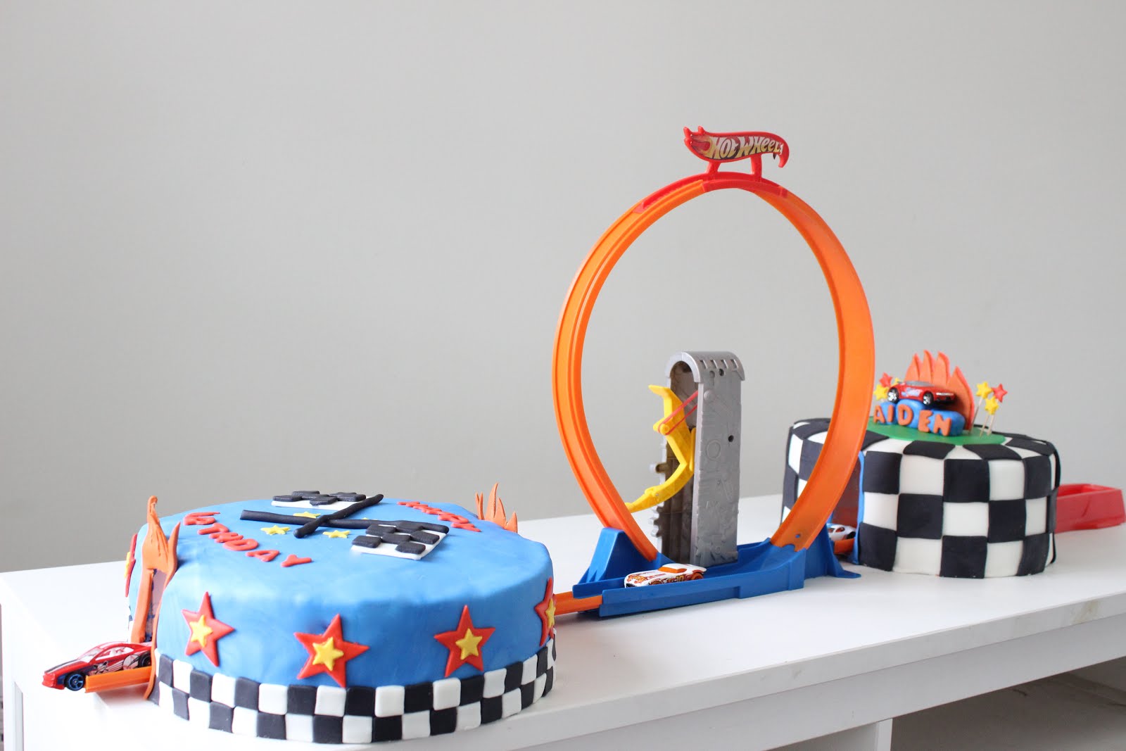 Hot Wheels Birthday Cake