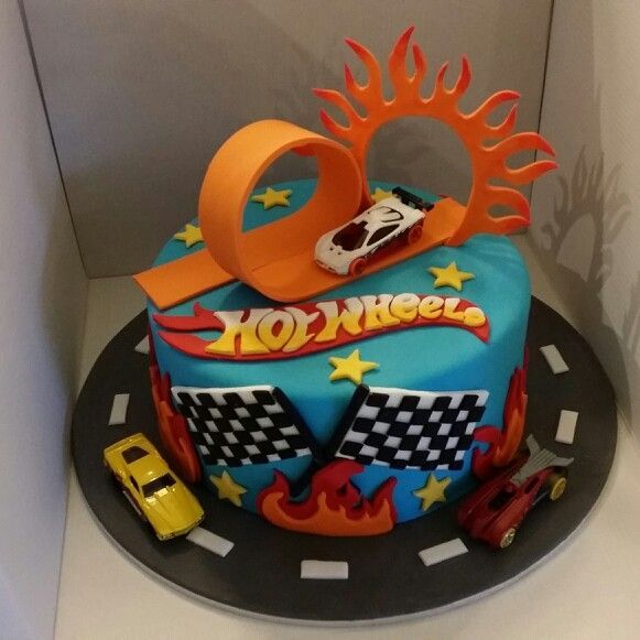 Hot Wheels Birthday Party Cake