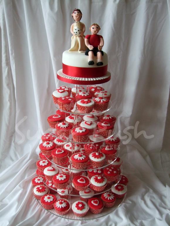 Red and White Cake with Cupcakes Red and White Cake with Cupcakes