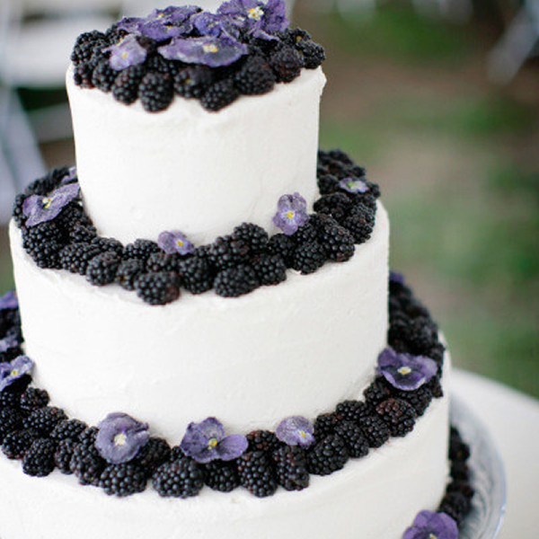 Wedding Cake with Fruit Wedding Cake with Fruit