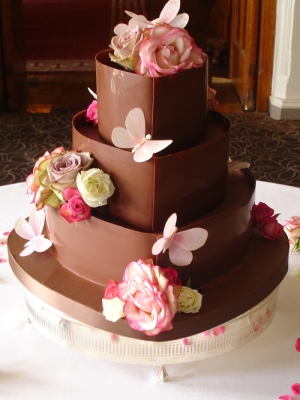 Chocolate Wedding Cake with Fresh Flowers