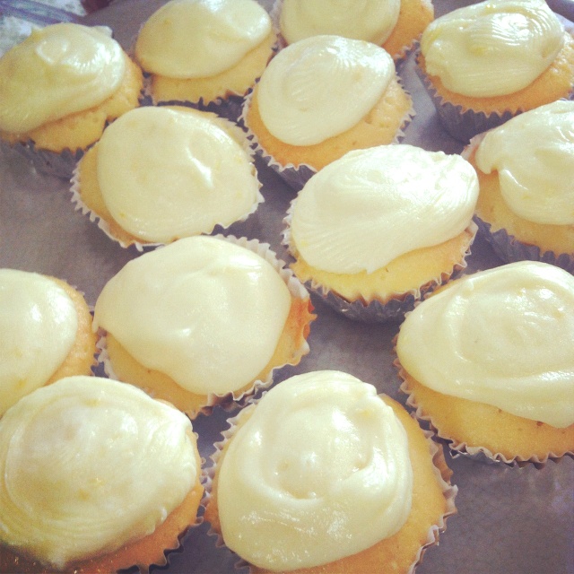 Lemon Cream Cheese Cupcakes Lemon Cream Cheese Cupcakes