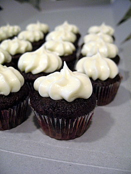 Mini Chocolate Cupcakes Mini Chocolate Cupcakes