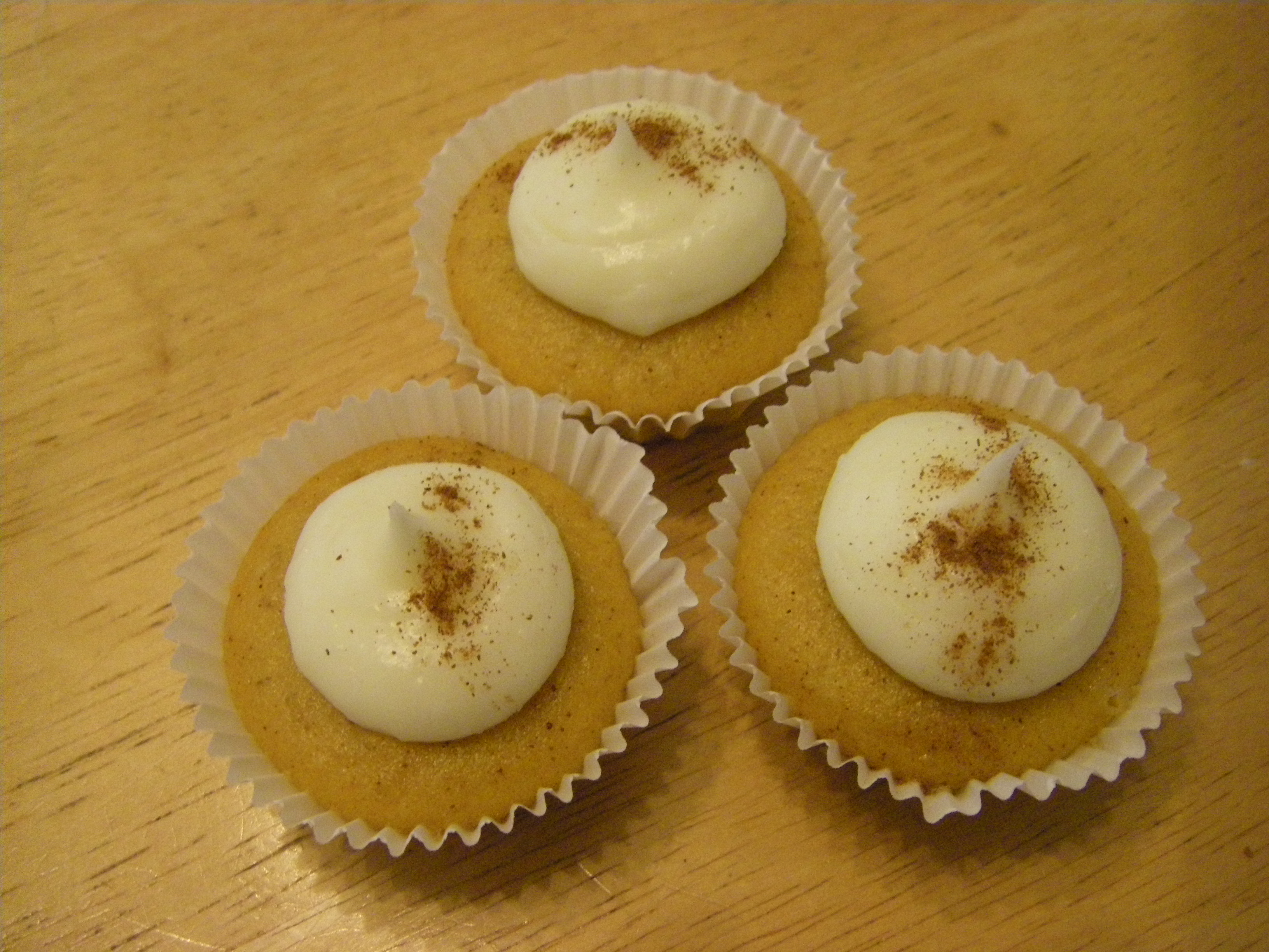 Mini Pumpkin Cupcakes Cream Cheese Frosting Mini Pumpkin Cupcakes Cream Cheese Frosting